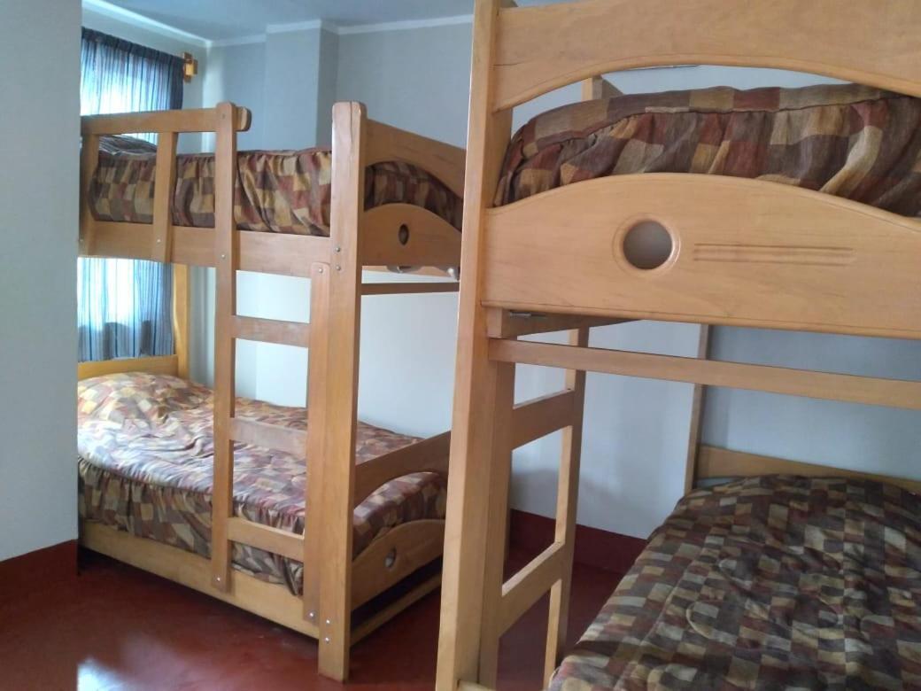 Andes Hostel Huaraz  Exteriör bild
