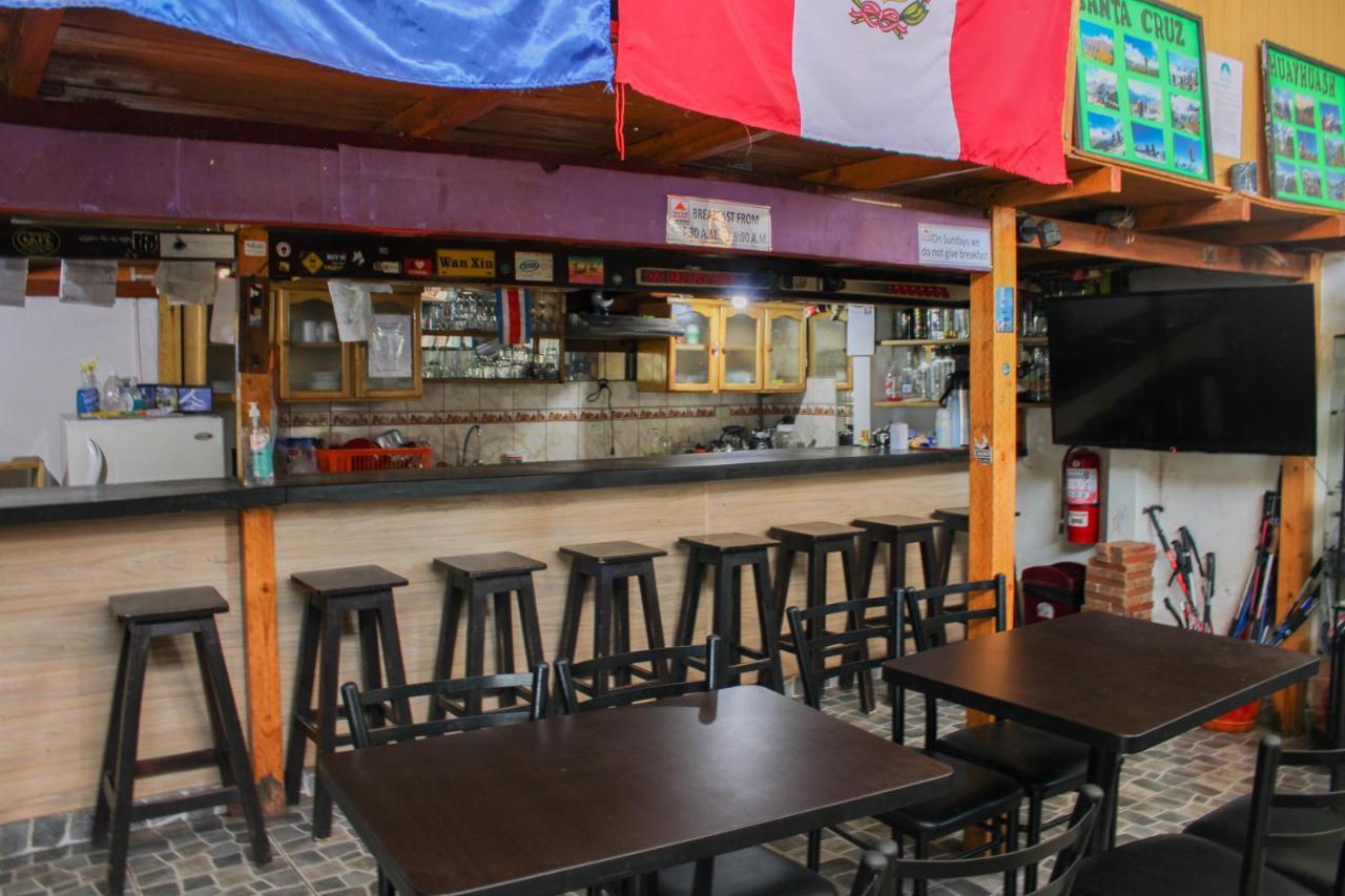 Andes Hostel Huaraz  Exteriör bild