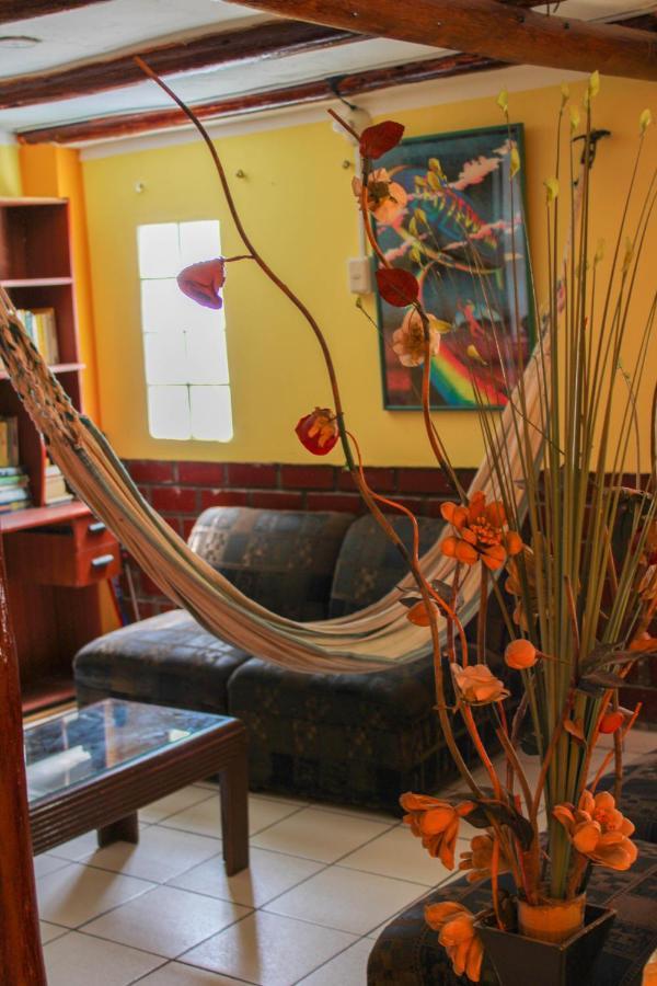 Andes Hostel Huaraz  Exteriör bild