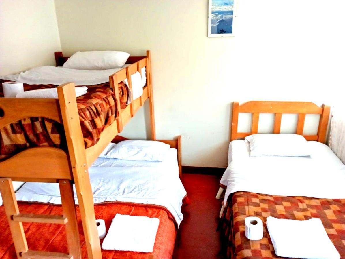 Andes Hostel Huaraz  Exteriör bild