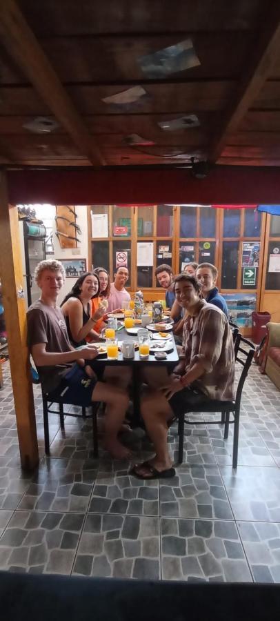 Andes Hostel Huaraz  Exteriör bild