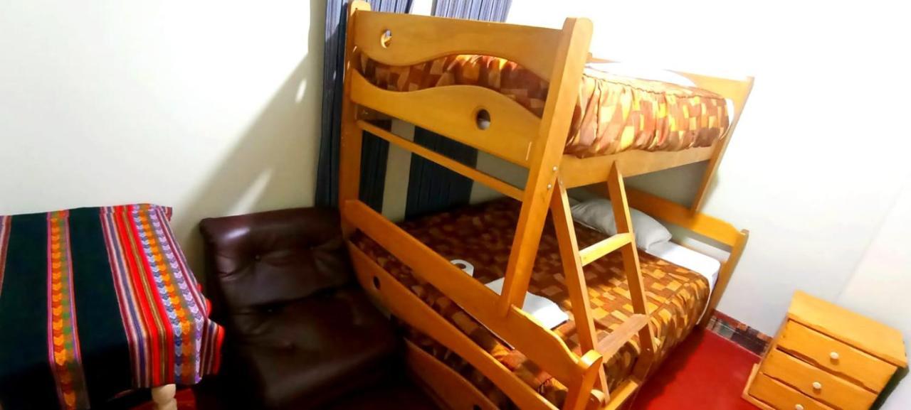Andes Hostel Huaraz  Exteriör bild