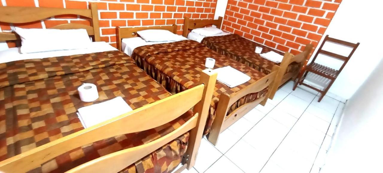 Andes Hostel Huaraz  Exteriör bild