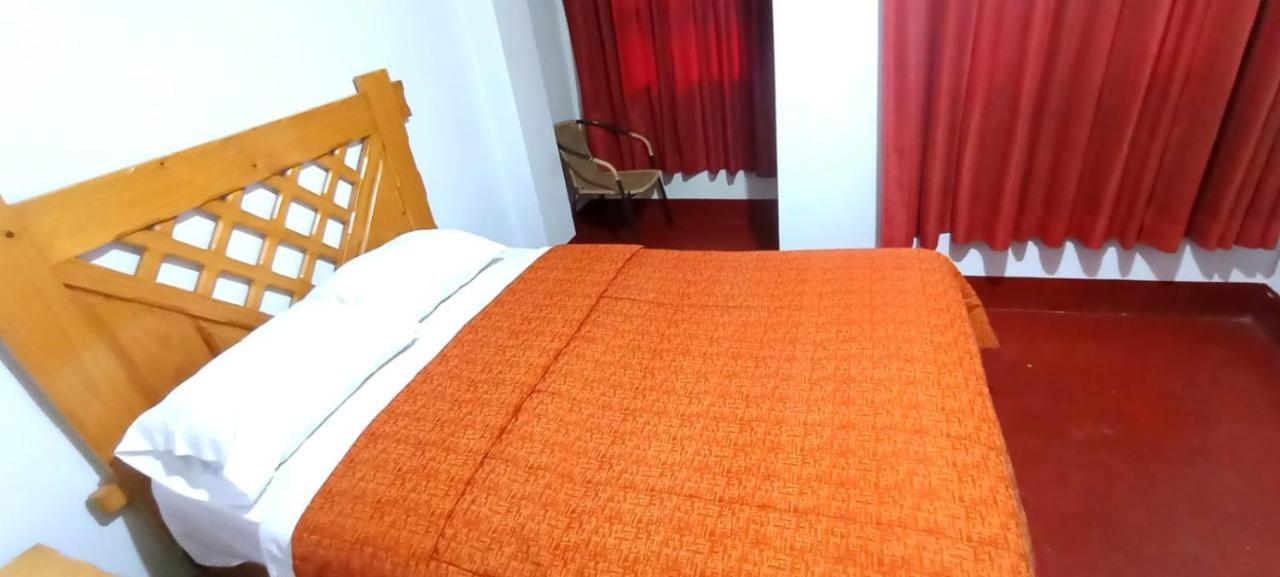 Andes Hostel Huaraz  Exteriör bild