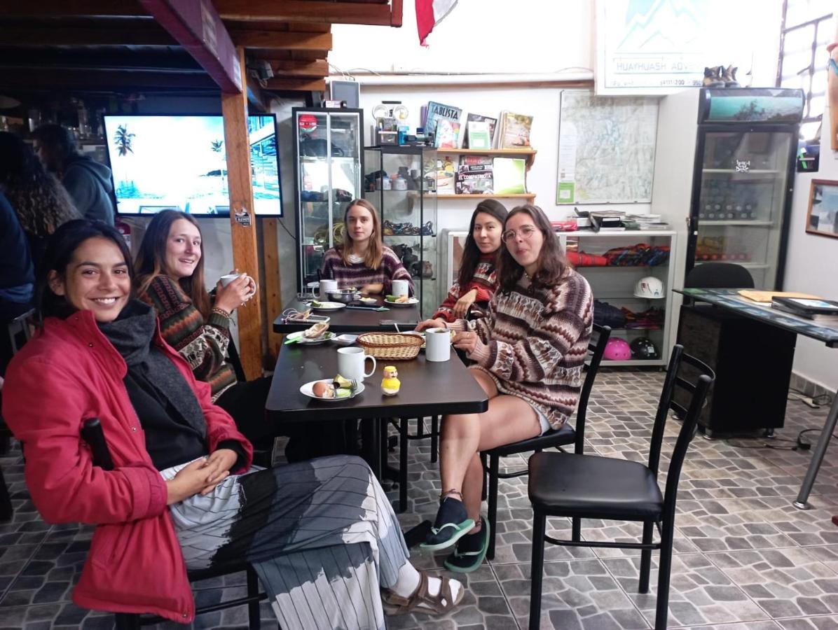 Andes Hostel Huaraz  Exteriör bild